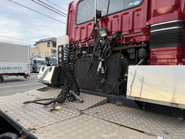 スーパーグレート：トレーラーヘッド：ハイキャブ：アルミホイール：エアサス