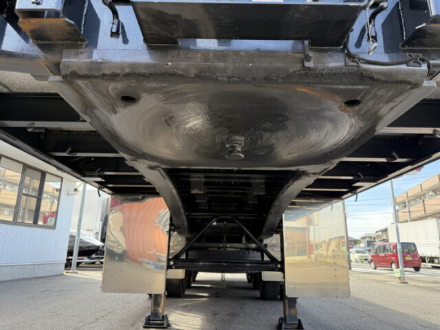 トレクス：平床セミトレーラー：アオリ20㎝：5方開：3軸：板バネ：最大積載量28.500㎏