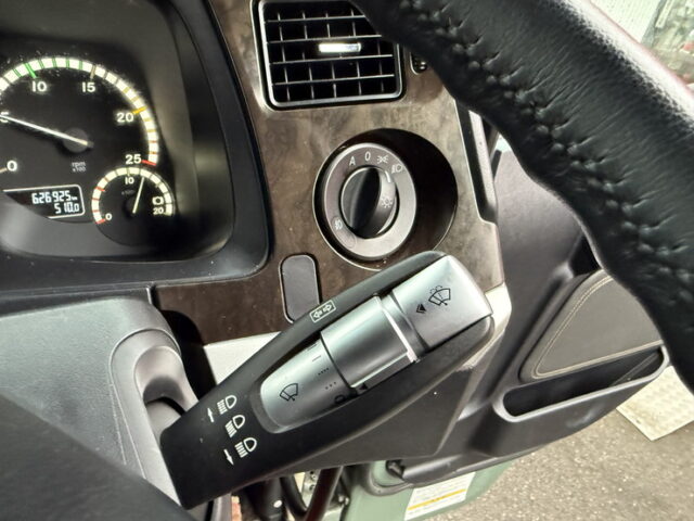 17スーパーグレート：ハイルーフ：ウィング：プレミアムラインエグゼクティブ：寝台メッキ