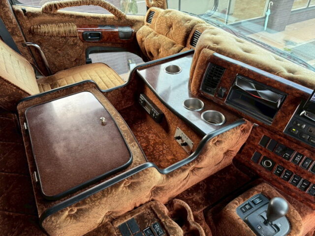 日野：プロフィア：冷凍バン：サブエンジン：アルミシマ床：架装多数：内装生地張り