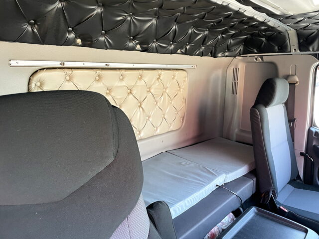 日野　プロフィア　冷凍ウィング　リア門口ステンレス　木床　プロシフト　380馬力