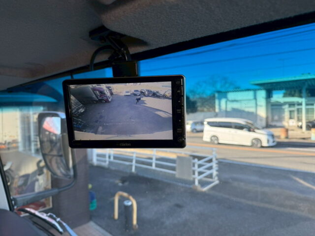 17スーパーグレート:ハイルーフ:ウィング:メッキ多数:アルミホイール:木床