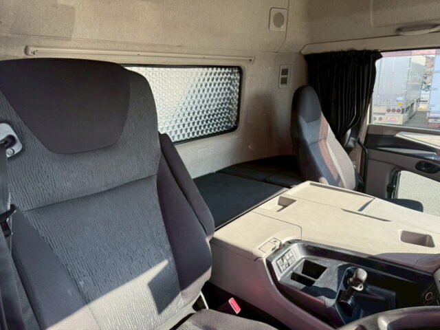 17スーパーグレート:ハイルーフ:ウィング:メッキ多数:アルミホイール:格納ゲート