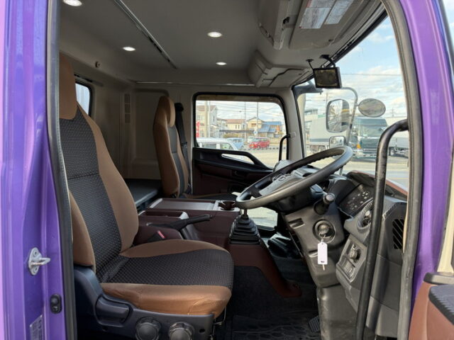 日野:17レンジャー:冷凍バン:菱重製冷凍機TDJS50DC:格納ゲート:アルミシマ床