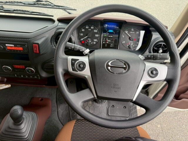 日野：17レンジャー：冷凍ウィング：アルミシマ床：-30度設定：6速MT：240馬力