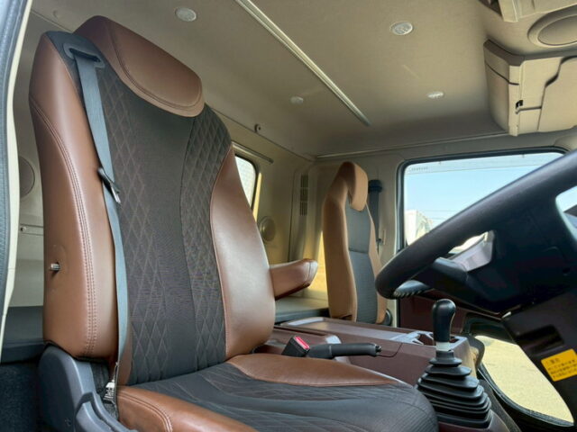 日野：17レンジャー：冷凍ウィング：造りボディ：6700ボデー：セミワイド：TDS40DX