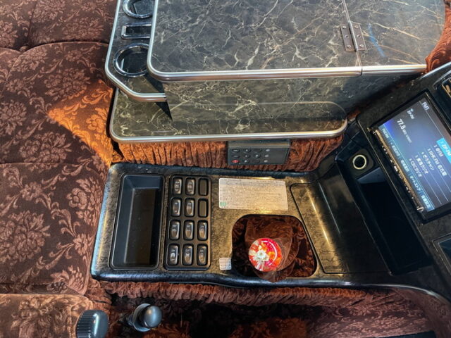 スーパーグレート　ハイルーフ　トレーラーヘッド　架装多数　ブタ鼻　7速MT