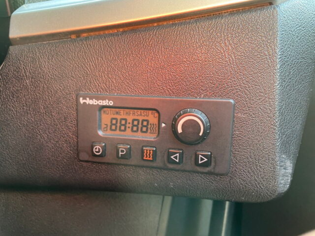 三菱ふそう　スーパーグレート　トレーラーヘッド　ハイルーフ　AT　ステンレスサイドバンパー