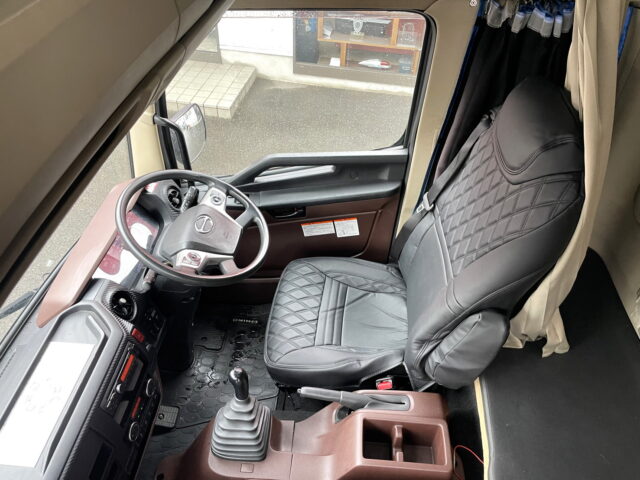 日野　17レンジャー　ハイルーフ　ウィング　ステンレス多数　6200ワイド　240馬力