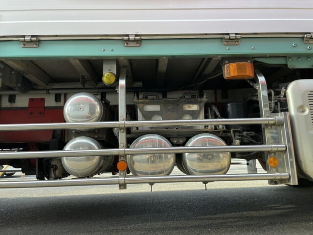 日野　プロフィア　1Mアオリ　ウィング　エアサス　ボディ取り可能