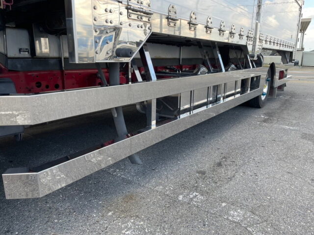 三菱ふそう　ファイター　ハイルーフ　冷凍ウィング　ヤマダボディ　ステンレスサイドバンパー　