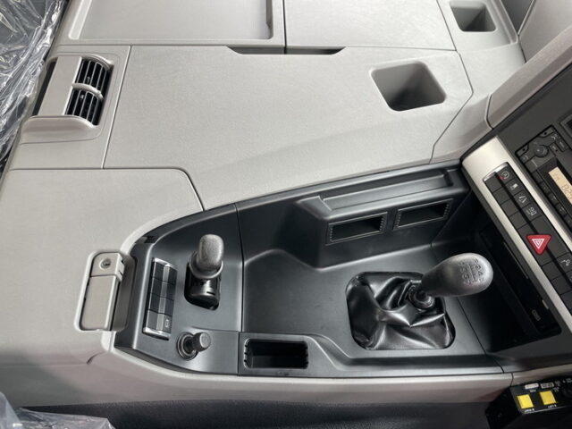 17スーパーグレート　ダンプ　5100×2200　未使用　新品ステンレス架装　7速MT　新明和ボデー