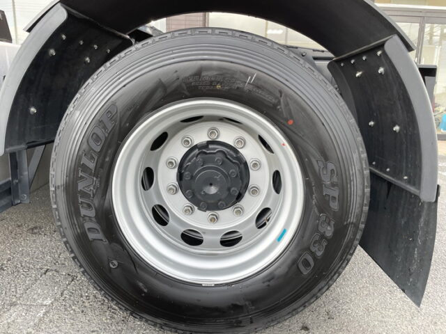 三菱ふそう：スーパーグレート：トレーラーヘッド：ハイルーフ：Ｄ尺：AT：未使用：第５輪11.5ｔ　