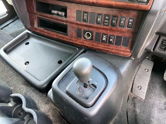 日野　プロフィア　ハイルーフ　ウィング　リア門口ステンレス　木床　内高247㎝