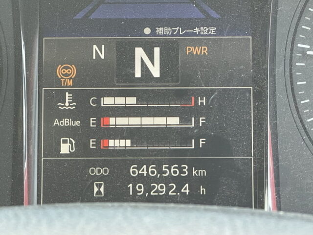 日野：17プロフィア：ハイルーフ：ウィング：10輪：リア門口ステンレス