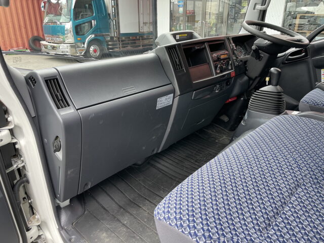 いすゞ　エルフ　アルミバン　低走行　ワイド　跳上ゲート　150馬力