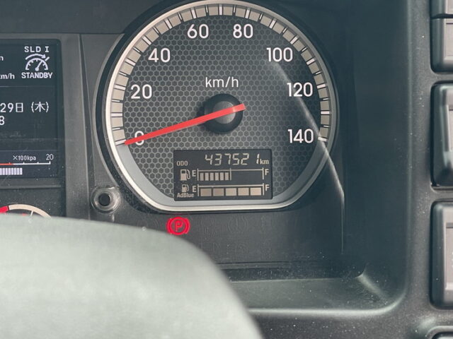 いすゞ：ギガ：ハイルーフ：ウィング：メッキ多数：アルミホイール：スムーサー