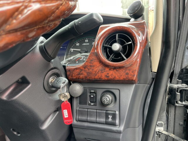 日野：17レンジャー：ハイルーフ：増トン：冷凍バン：エアサス：ジョロ4キーストン