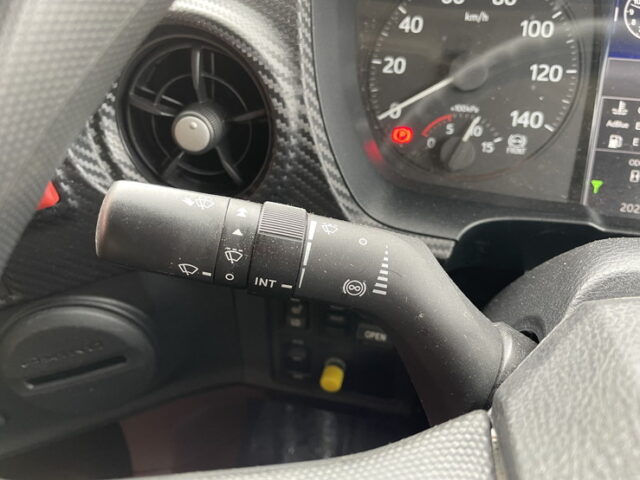 日野：17プロフィア：アルミウィング：ハイルーフ：7MT：リア門口ステンレス：アルミホイール：フロントバイザー ステンレス多数