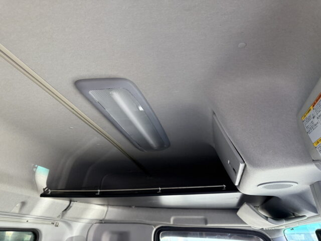 いすゞ：ギガ：ハイルーフ：トレーラーヘッド：アルミホイール：スムーサー