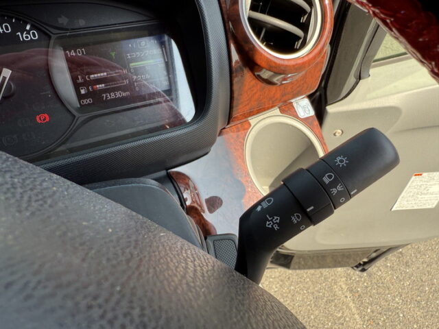 R3　日野　デュトロ　ワイドロング　アルミウィング　造りボディー　メッキ多数　