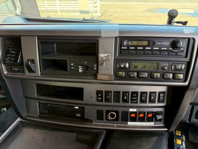 日野：プロフィア：ダンプ：5300×2350：アルミホイール：自重計：電動コボレーン：7速