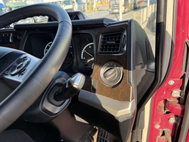 17スーパーグレート：ハイルーフ：冷凍バン：左観音扉2枚：サブエンジン：2エバ