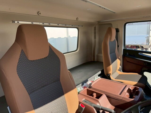 日野：17レンジャー：ウィング：6200ワイド：エアサス：格納ゲート