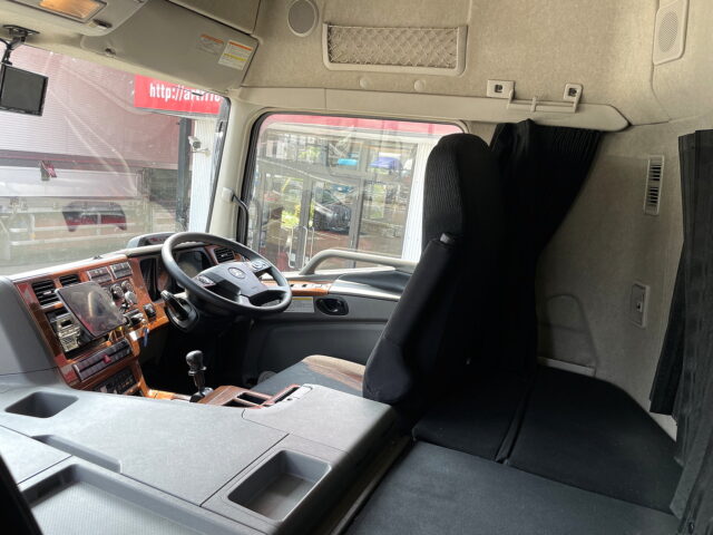 17スーパーグレート　ハイルーフ　ウィング　メッキ多数　アルミホイール　木床