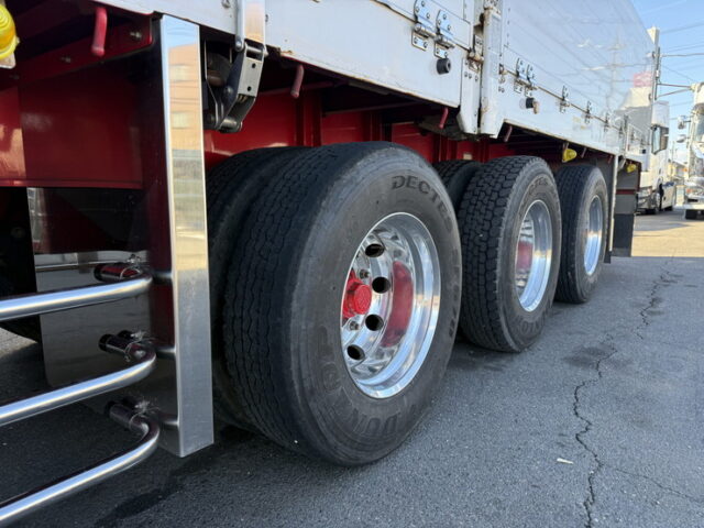 日本トレクス:トレーラー:平ボデー:アルミブロック:1Mアオリ:リフトアクスル:中残し