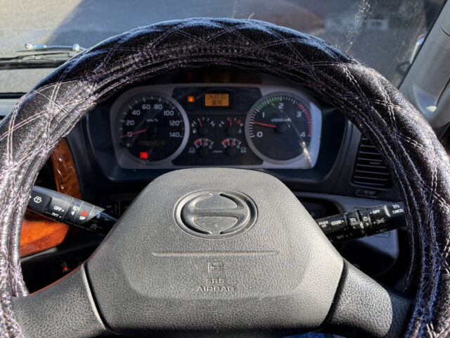 日野：レンジャープロ：ウィング：ボディ枠ステンレス：90アオリ：240馬力：エアサス