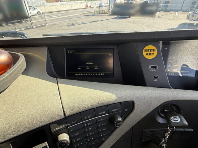 【委託販売】VOLVO:トレーラーヘッド:シングル:アルミホイール:架装多数