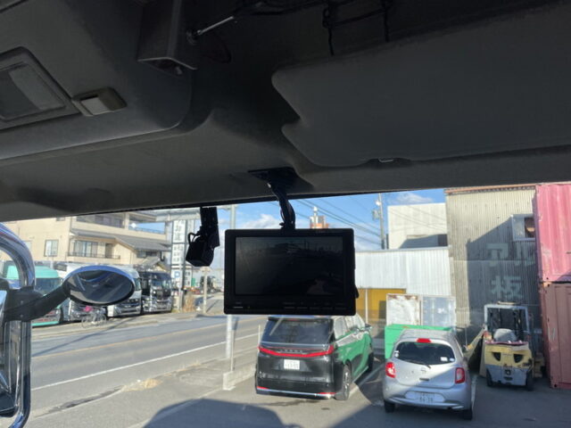 17スーパーグレート　ハイルーフ　トレーラーヘッド　第5輪荷重11.500㎏　アルミホイール