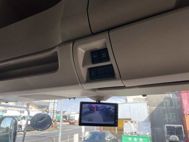 日野　17プロフィア　ハイルーフ　ウィング　後輪エアサス　380馬力