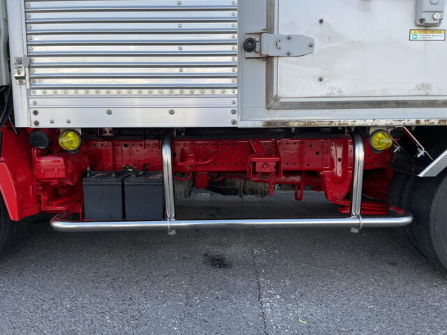 いすゞ　エルフ　アルミバン　5MT　サイドドア　ステンレスサイドバンパー　ステンレスリアバンパー　