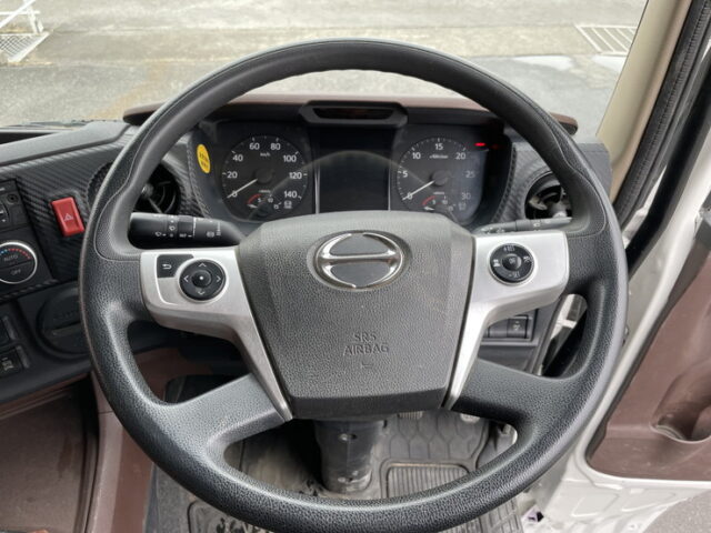 日野：プロフィア：ハイジャッキセルフ：アルミホイール：ステンレスサイドバンパー：TADANO４段クレーン