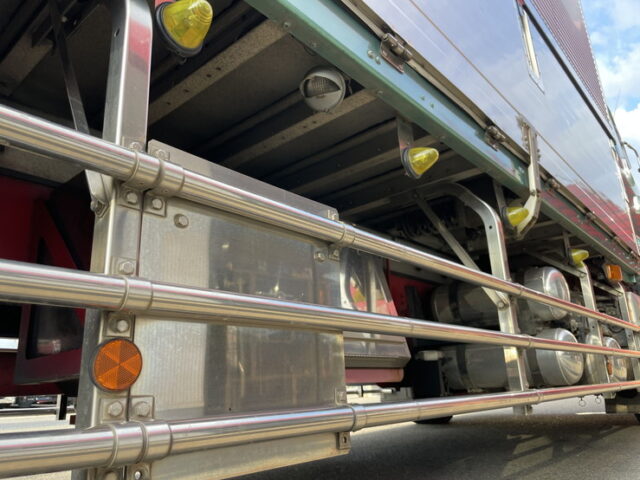 日野　プロフィア　1Mアオリ　ウィング　エアサス　ボディ取り可能