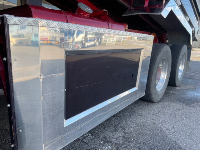 日野　17プロフィア　ダンプ　ハイルーフ　Ｌゲート　メッキ多数