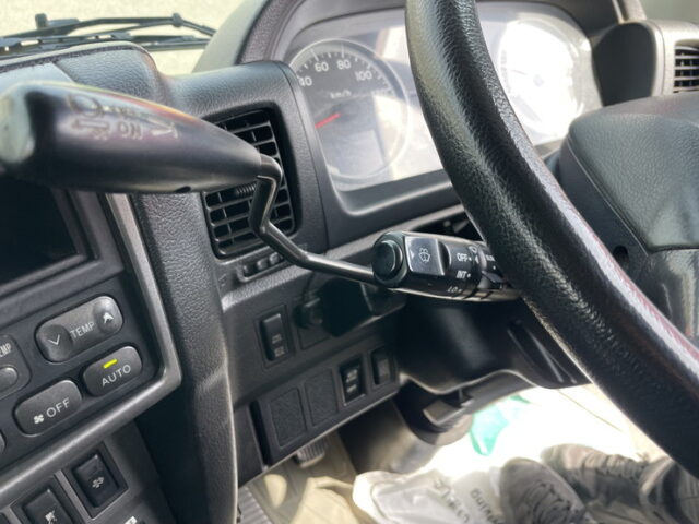 日野　プロフィア　ハイルーフ　トレーラーヘッド　煙突マフラー(ダミー)　ブタ鼻