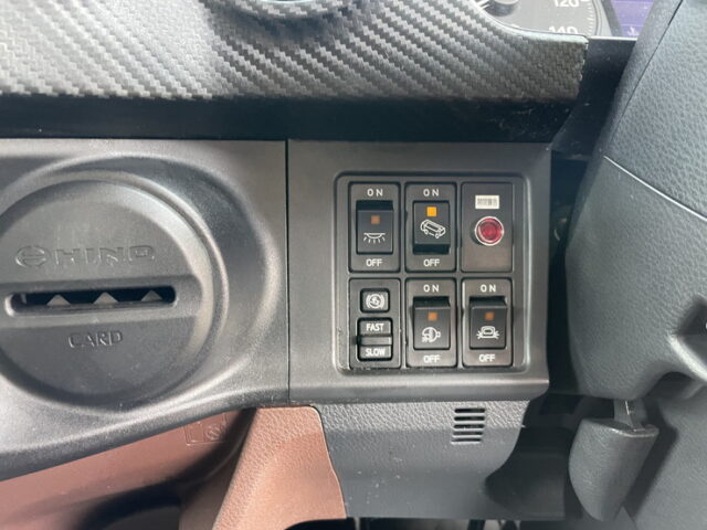 日野：17レンジャー：ハイルーフ：ウィング：6200ワイド：エアサス：格納ゲート