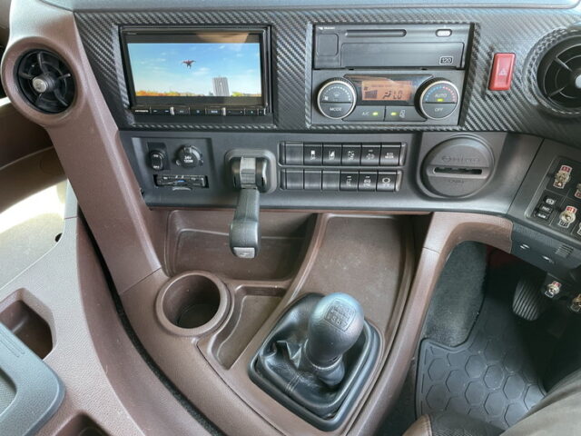 日野：17プロフィア：ハイルーフ：トレーラーヘッド：架装多数：E13Cエンジン：450馬力