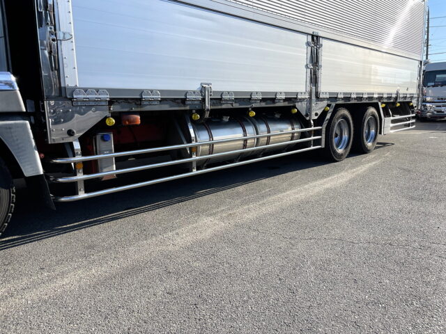 スーパーグレート　ハイルーフ　ウィング　ヤマダ造りボデー　国産エンジン　7速MT