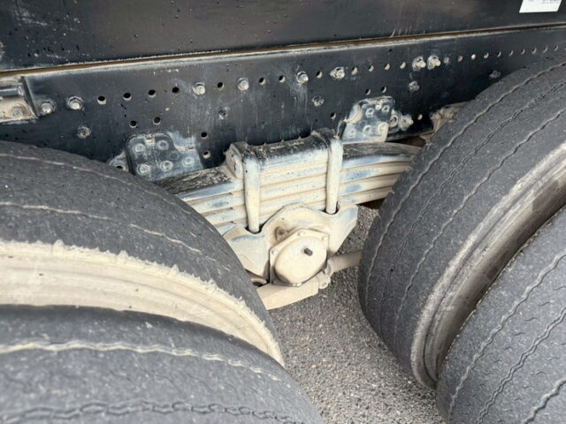 日野：17プロフィア：ダンプ：5300×2300：メッキ多数：7速MT：380馬力：電動コボレーン