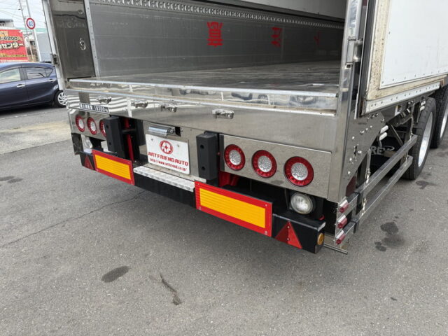 日本トレクス：トレーラー冷凍ウィング：段付き：2軸：前壁冷凍機：リフトアクスル