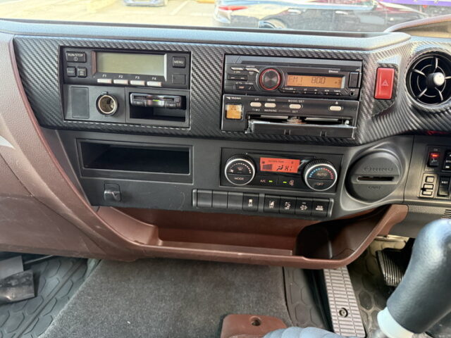 日野:17レンジャー:冷凍バン:菱重製冷凍機TDJS50DC:格納ゲート:アルミシマ床