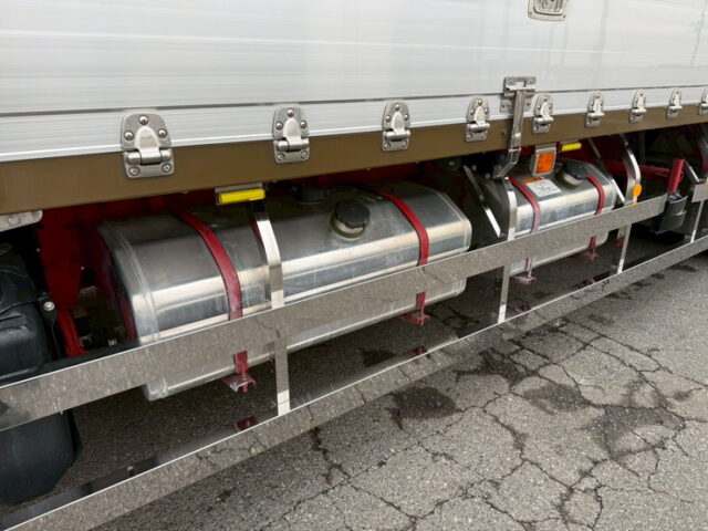 17スーパーグレート:ハイルーフ:ウィング:メッキ多数:前後門口ステンレス