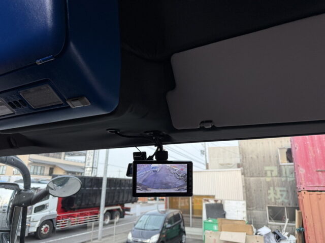 17スーパーグレート：ハイルーフ：ウィング：プレミアムライン：リア門口ステンレス