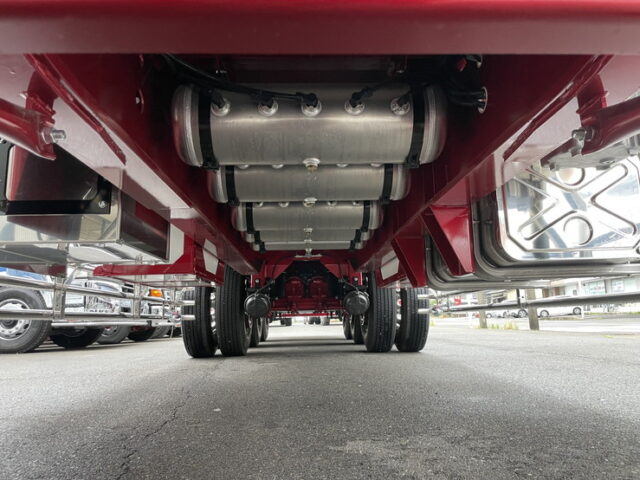 トレクス：トレーラー：冷凍ウィング：未使用：3軸：リフトアクスル：前壁：冷凍機