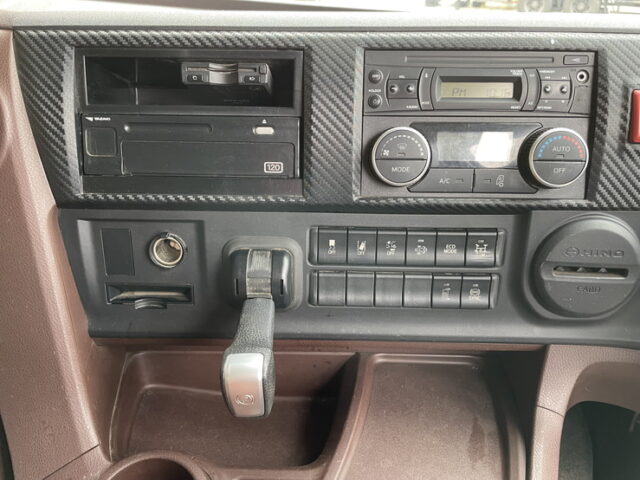 日野：プロフィア：ハイジャッキセルフ：アルミホイール：ステンレスサイドバンパー：TADANO４段クレーン