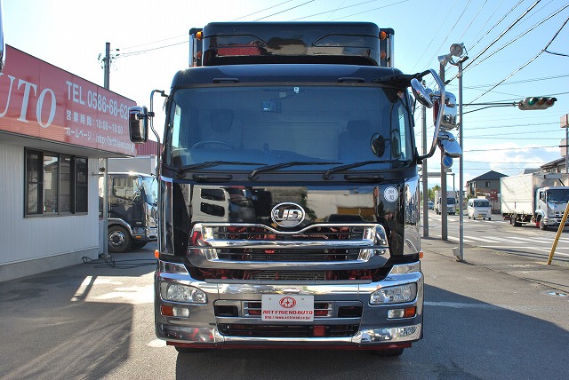 【277】UDトラックスクオン 中低床 冷凍ウイング リヤエアサス